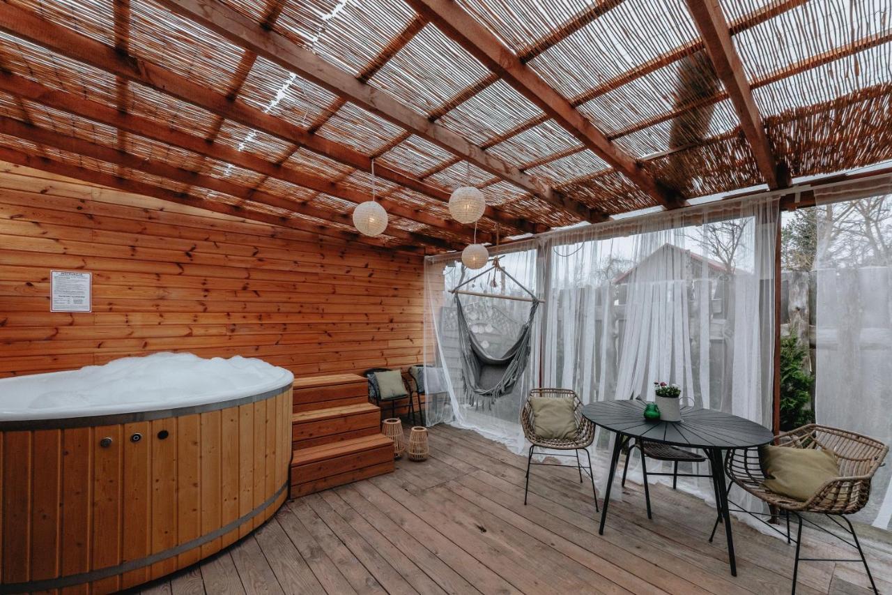 Apartament Z Antresola Okszow Bagian luar foto